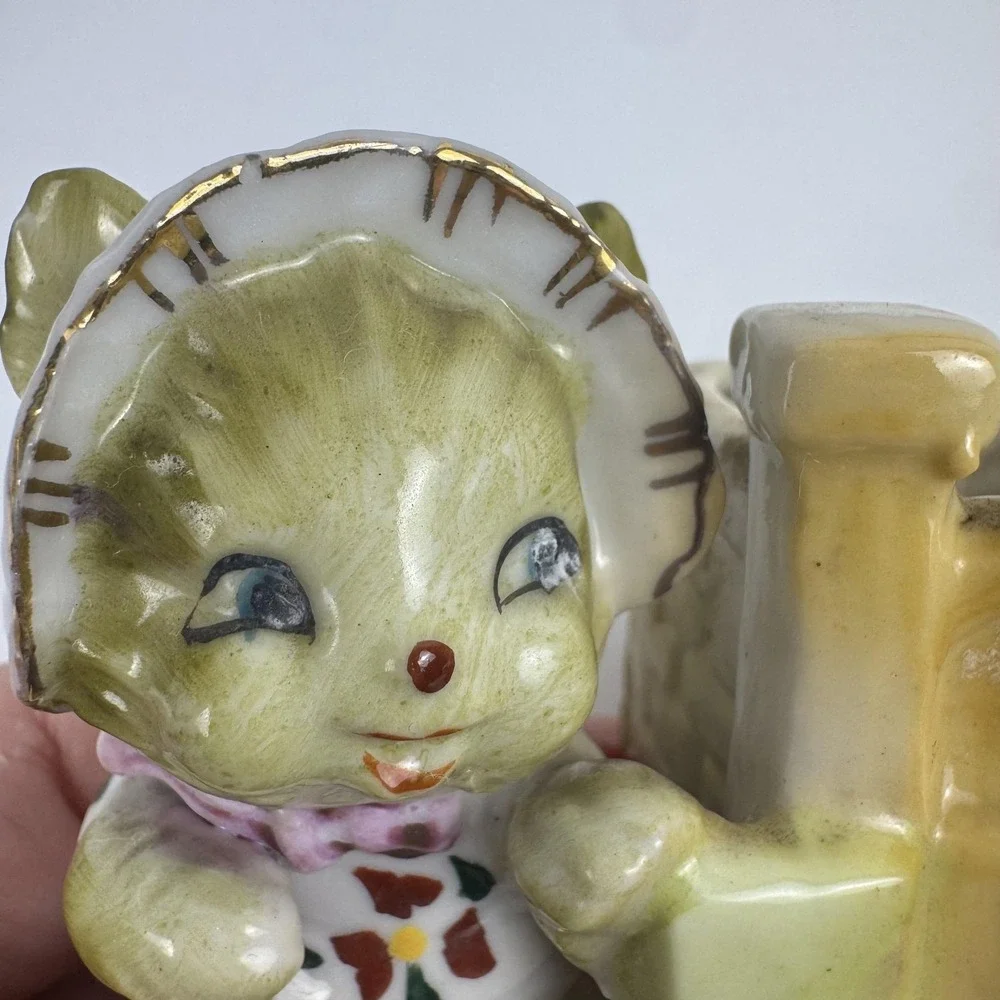 Vtg‎ Napco Style Big Eye Girl Planter Japan Mid Century Kitsch Vase Wales